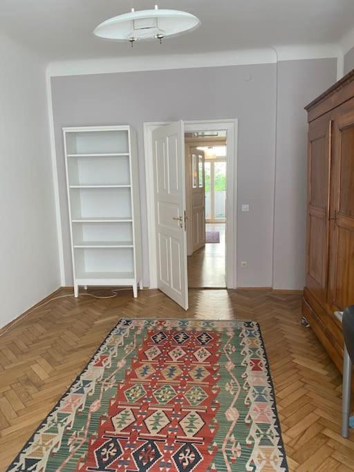 Apartamento Gartenwohnung In Haidhausen Munique